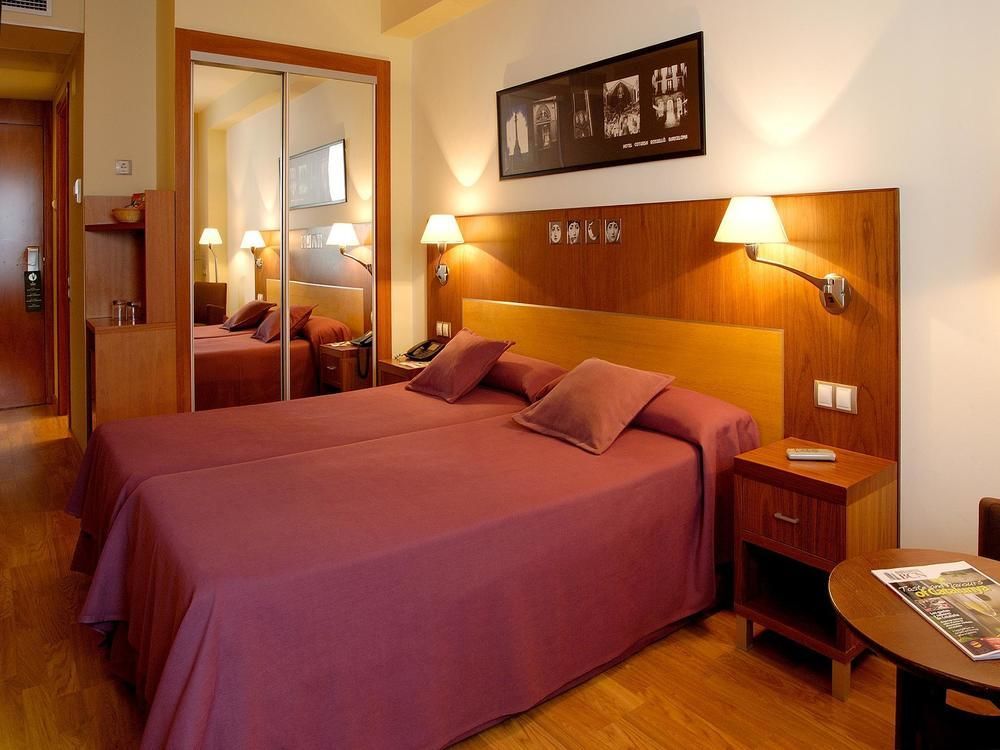 Hotel Evenia Rocafort 3*